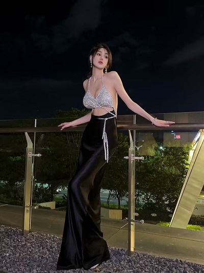 02fd32cb38d8db1c561309626253051f.jpg